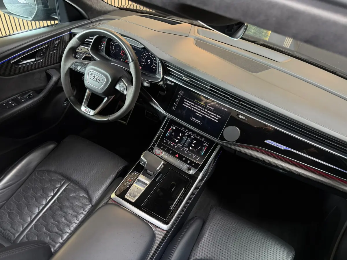 RSQ8 4.0 TFSI RS quattro PANO|CARBON|KERAMISCH|B&O|MASSAGE|SOFTCLOSE|360CAM|MEMORY|KEYLESS|DEALER ONDERHOUDEN|600PK|BOMVOL