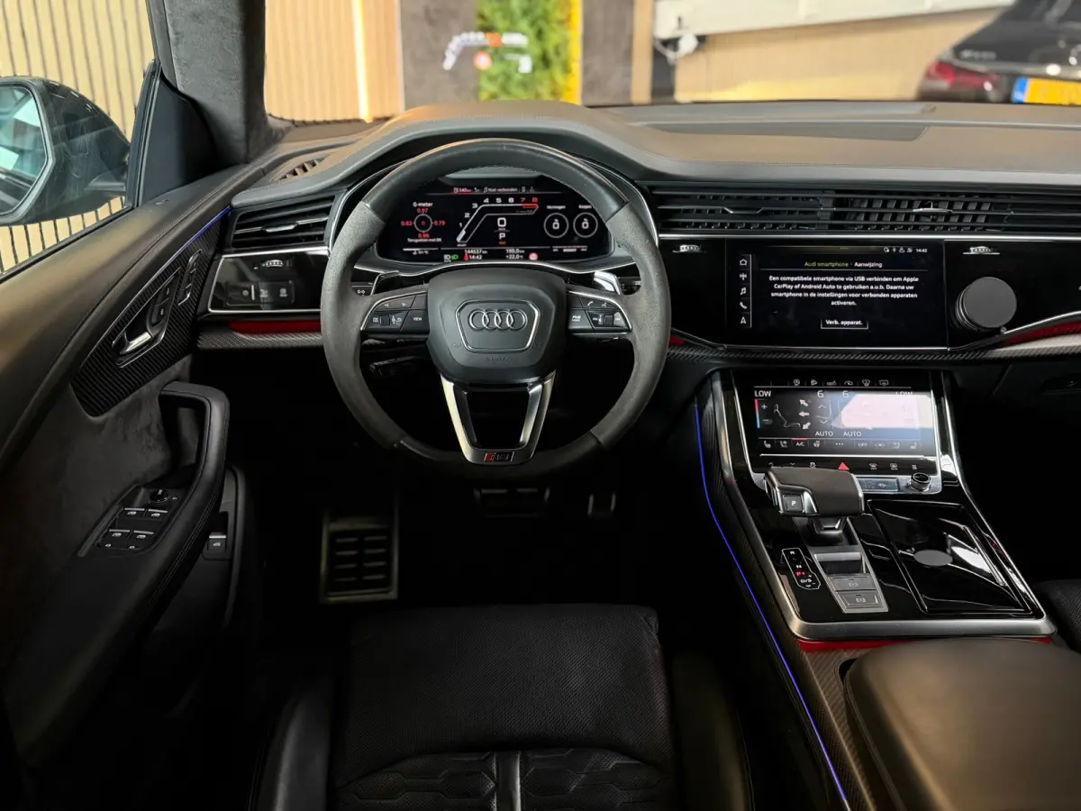 RSQ8 4.0 TFSI RS quattro PANO|CARBON|KERAMISCH|B&O|MASSAGE|SOFTCLOSE|360CAM|MEMORY|KEYLESS|DEALER ONDERHOUDEN|600PK|BOMVOL