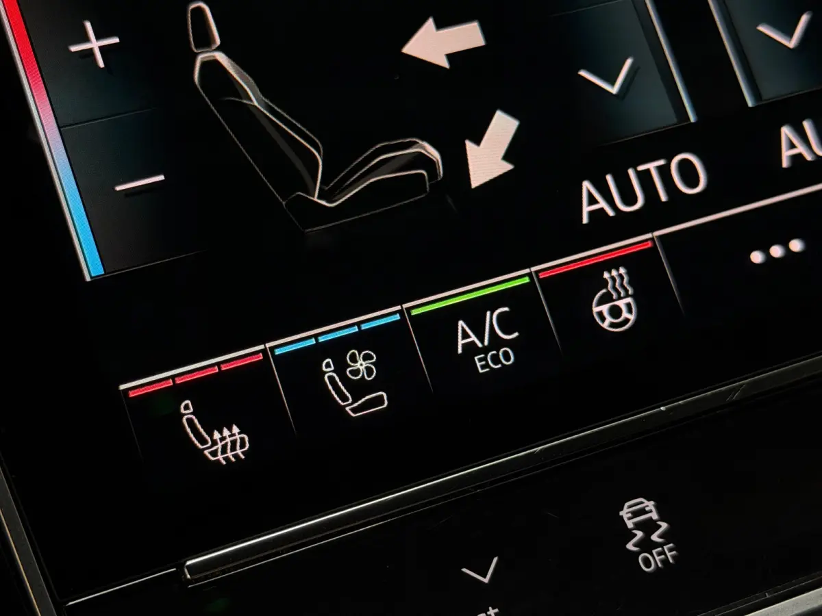 RSQ8 4.0 TFSI RS quattro PANO|CARBON|KERAMISCH|B&O|MASSAGE|SOFTCLOSE|360CAM|MEMORY|KEYLESS|DEALER ONDERHOUDEN|600PK|BOMVOL