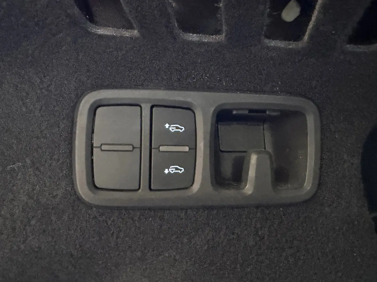 RSQ8 4.0 TFSI RS quattro PANO|CARBON|KERAMISCH|B&O|MASSAGE|SOFTCLOSE|360CAM|MEMORY|KEYLESS|DEALER ONDERHOUDEN|600PK|BOMVOL