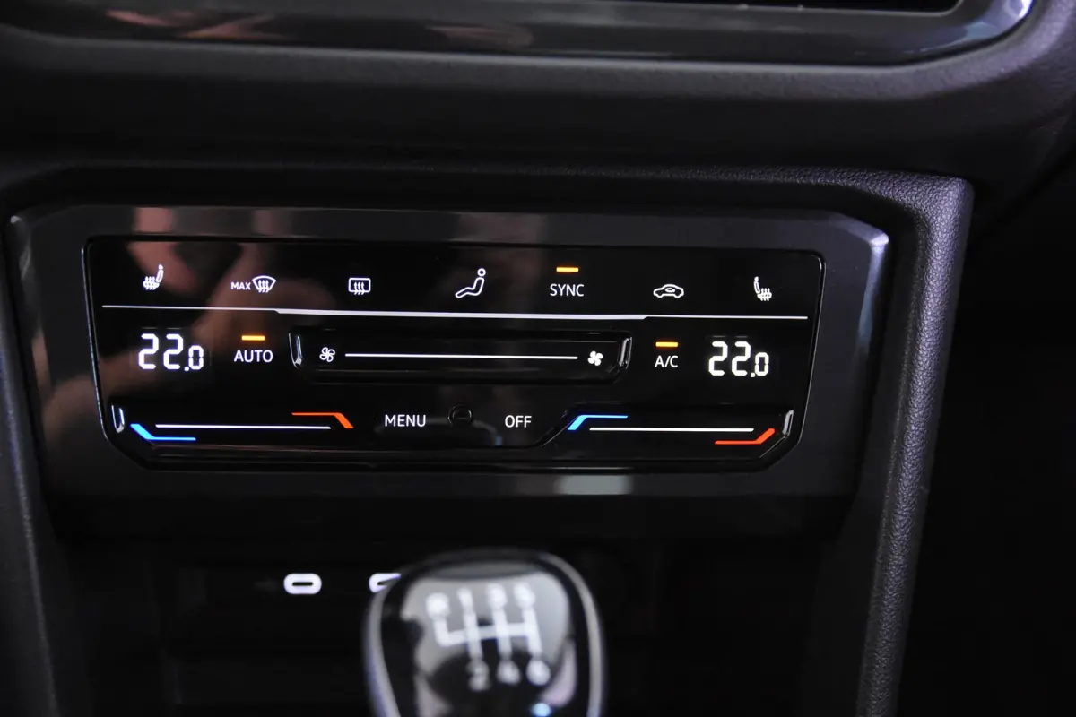 1.5 TSI Highline *1ste Eigenaar*Leer*Stoelverwarming*Memory*