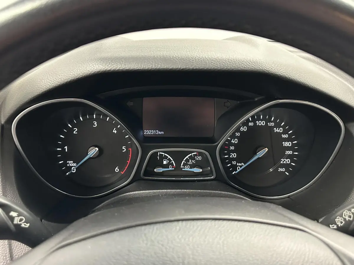 1.5 TDCI Lease Edition TREKHAAK NAVI CRUISE CARPLAY ECC LM.