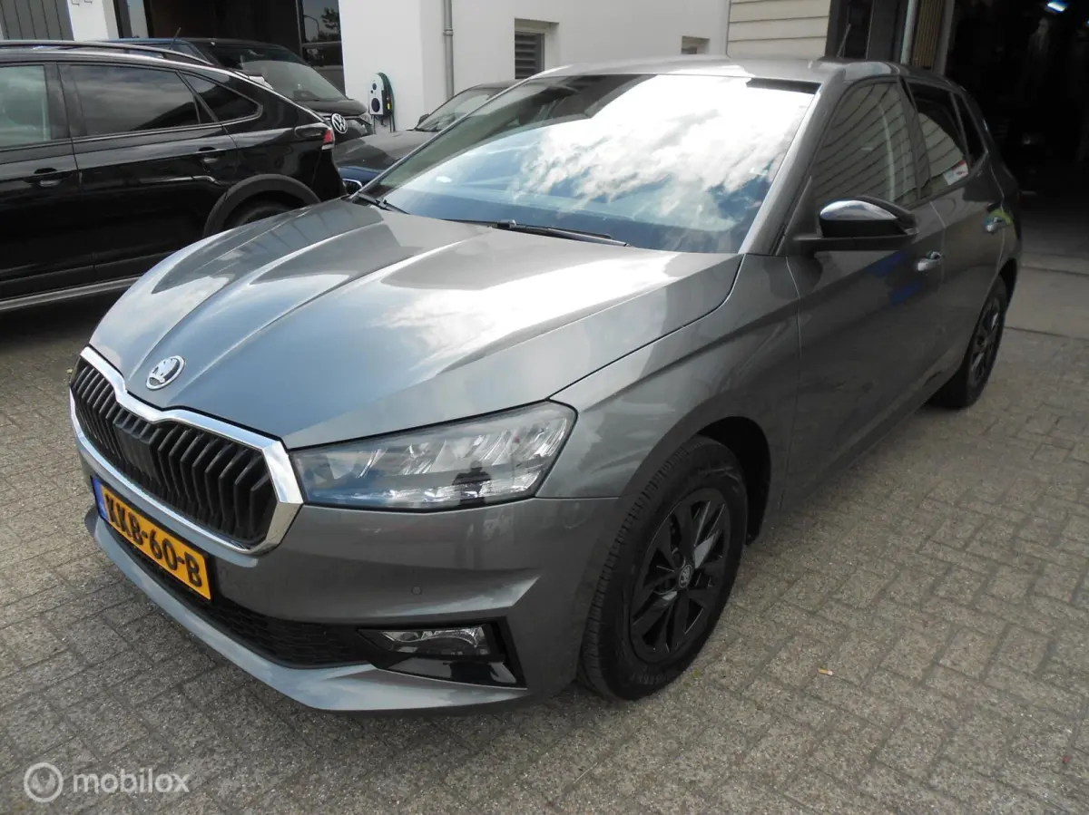 1.0 TSI Business Edition Apple Carplay Camera