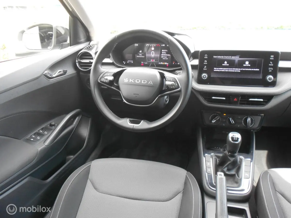 1.0 TSI Business Edition Apple Carplay Camera