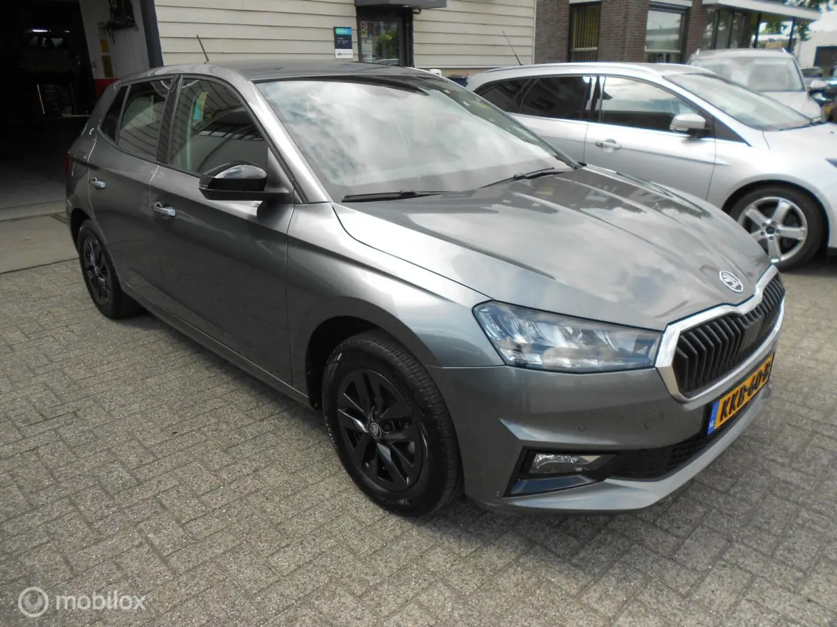 1.0 TSI Business Edition Apple Carplay Camera