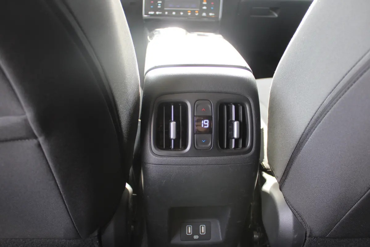1.6 T-GDI PHEV Comfort Smart 4WD | 11 kW lader | Achteruitrijcamera | Airco (automatisch)