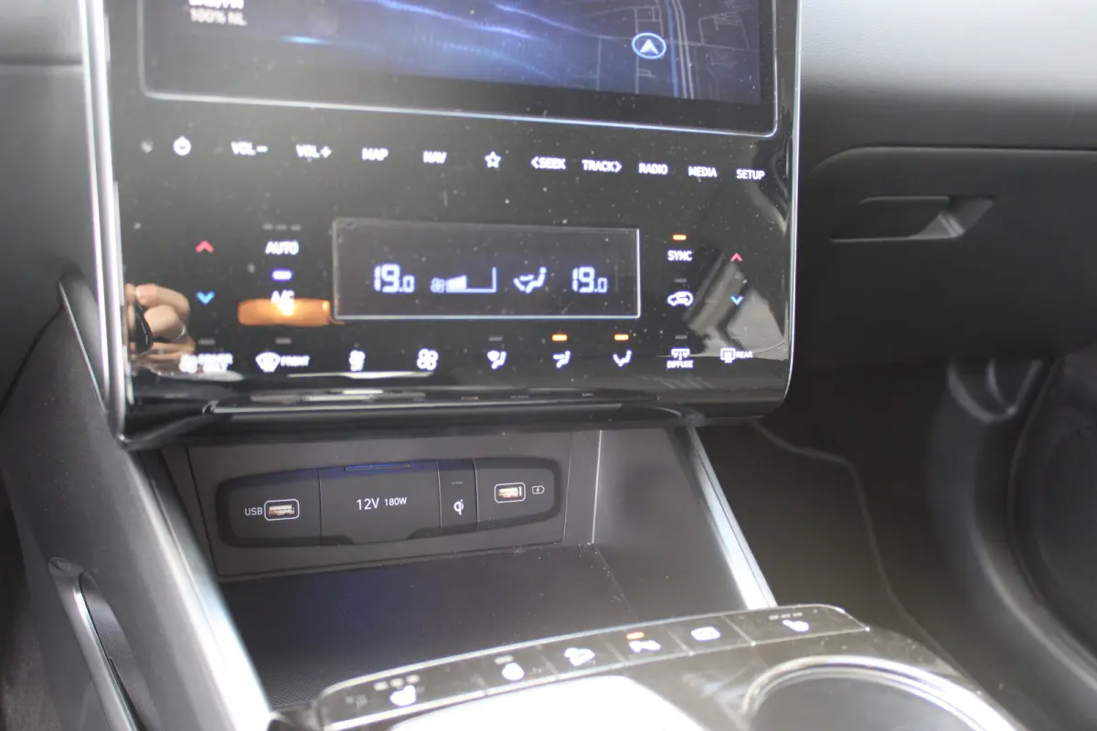 1.6 T-GDI PHEV Comfort Smart 4WD | 11 kW lader | Achteruitrijcamera | Airco (automatisch)