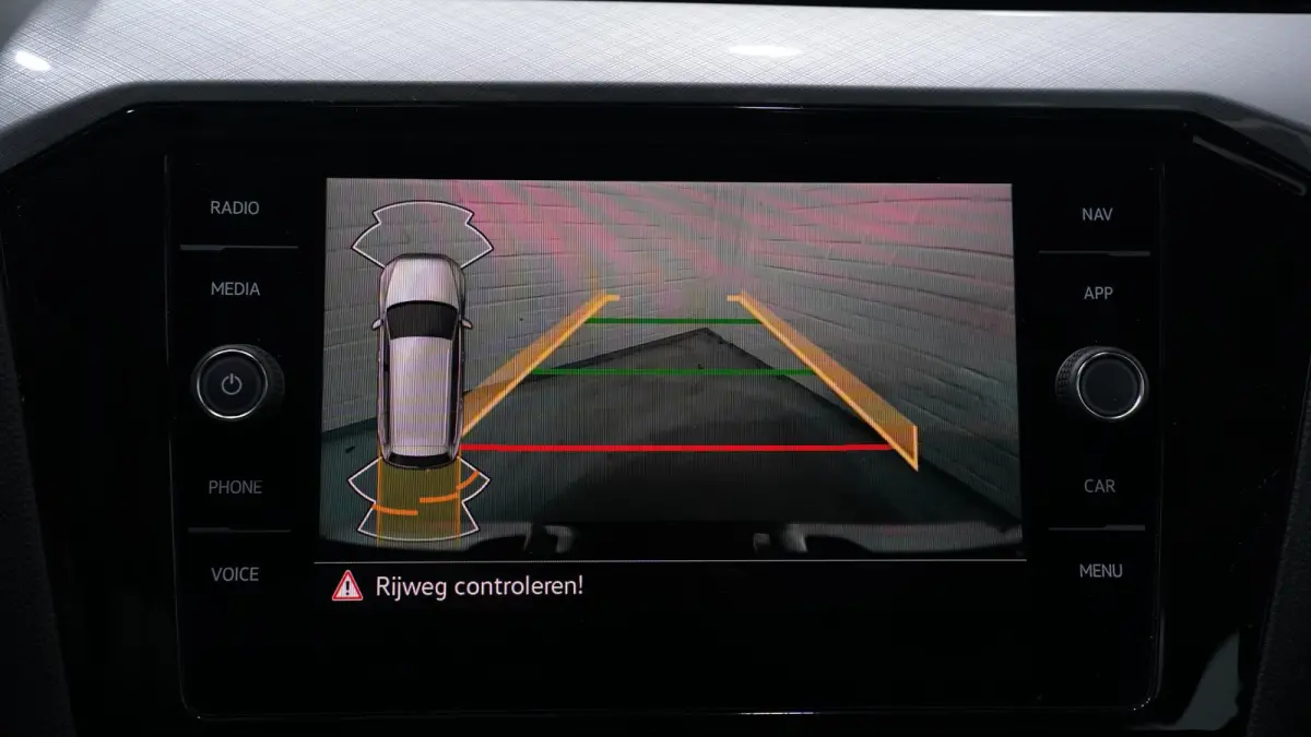 1.5 TSI Business Wegklapbare trekhaak Navi Camera Apple Carplay Voorruitverwarming Virtual cockpit NAP Led koplampen Rijklaar!