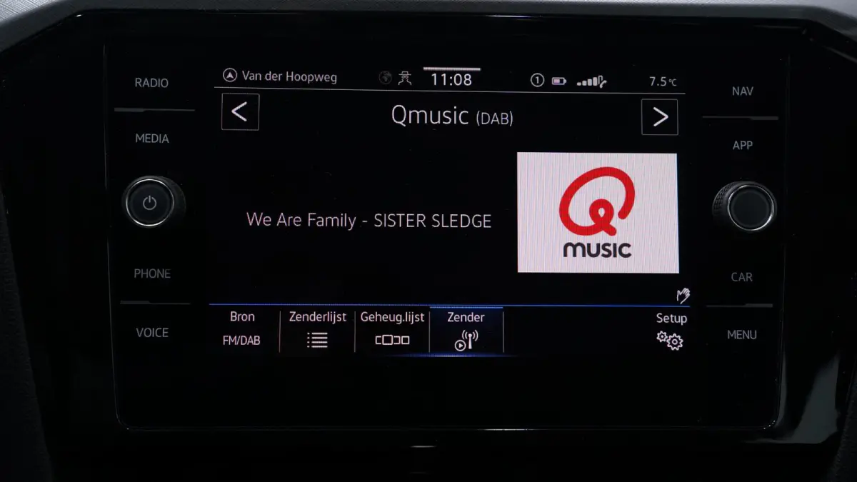 1.5 TSI Business Wegklapbare trekhaak Navi Camera Apple Carplay Voorruitverwarming Virtual cockpit NAP Led koplampen Rijklaar!