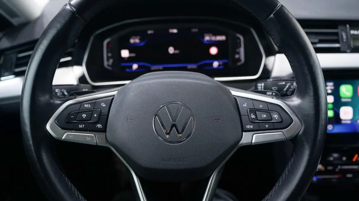 1.5 TSI Business Wegklapbare trekhaak Navi Camera Apple Carplay Voorruitverwarming Virtual cockpit NAP Led koplampen Rijklaar!