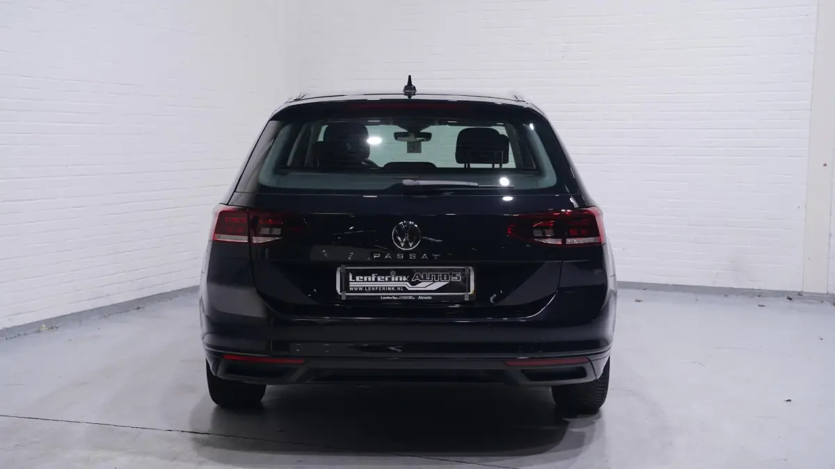 1.5 TSI Business Wegklapbare trekhaak Navi Camera Apple Carplay Voorruitverwarming Virtual cockpit NAP Led koplampen Rijklaar!