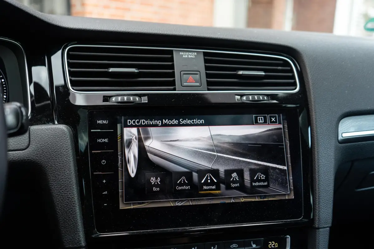 2.0 TSI GTI Performance Pano / Memory / Dynaudio