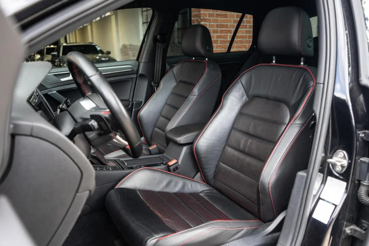 2.0 TSI GTI Performance Pano / Memory / Dynaudio
