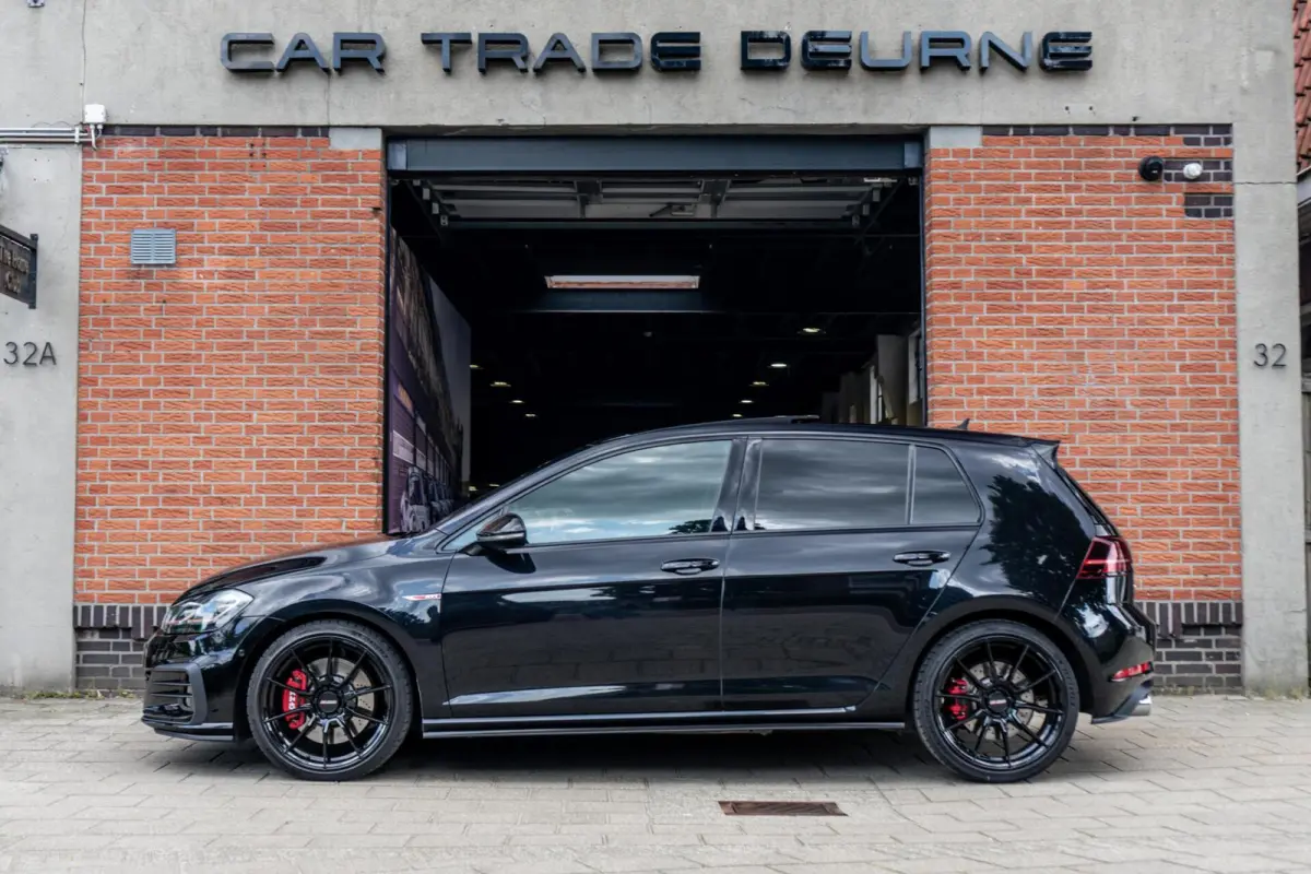 2.0 TSI GTI Performance Pano / Memory / Dynaudio
