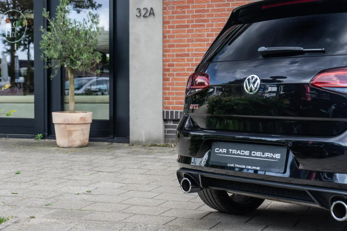 2.0 TSI GTI Performance Pano / Memory / Dynaudio
