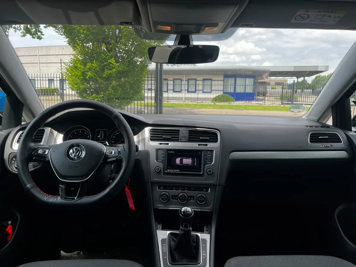 1.0 TSI Comfortline (Parkeersensoren, Goed Onderhouden, NL-Auto)