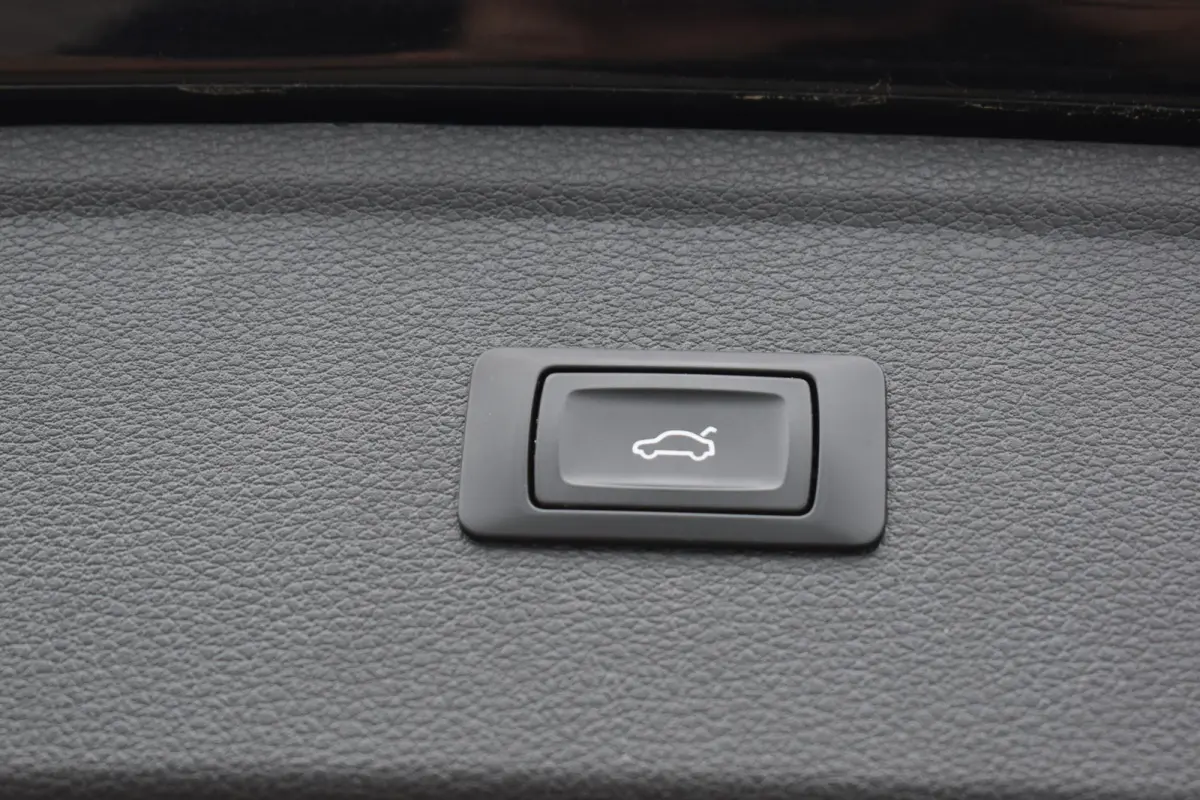50 TFSI e 3x S-Line Pano Lane ACC Camera