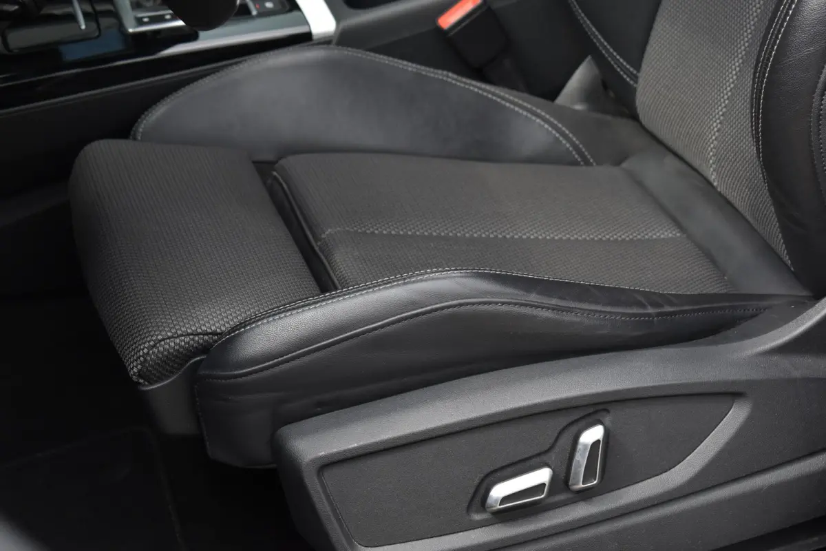 50 TFSI e 3x S-Line Pano Lane ACC Camera
