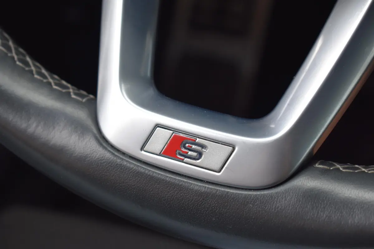 50 TFSI e 3x S-Line Pano Lane ACC Camera