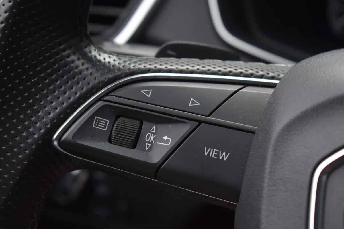 50 TFSI e 3x S-Line Pano Lane ACC Camera