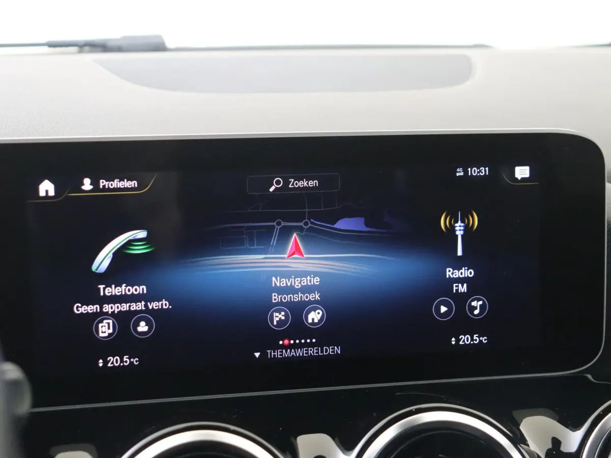 180 Business Solution AMG Automaat / Parkeercamera / Navi / Elektr. Spiegels / Elektr. Kofferklep /
