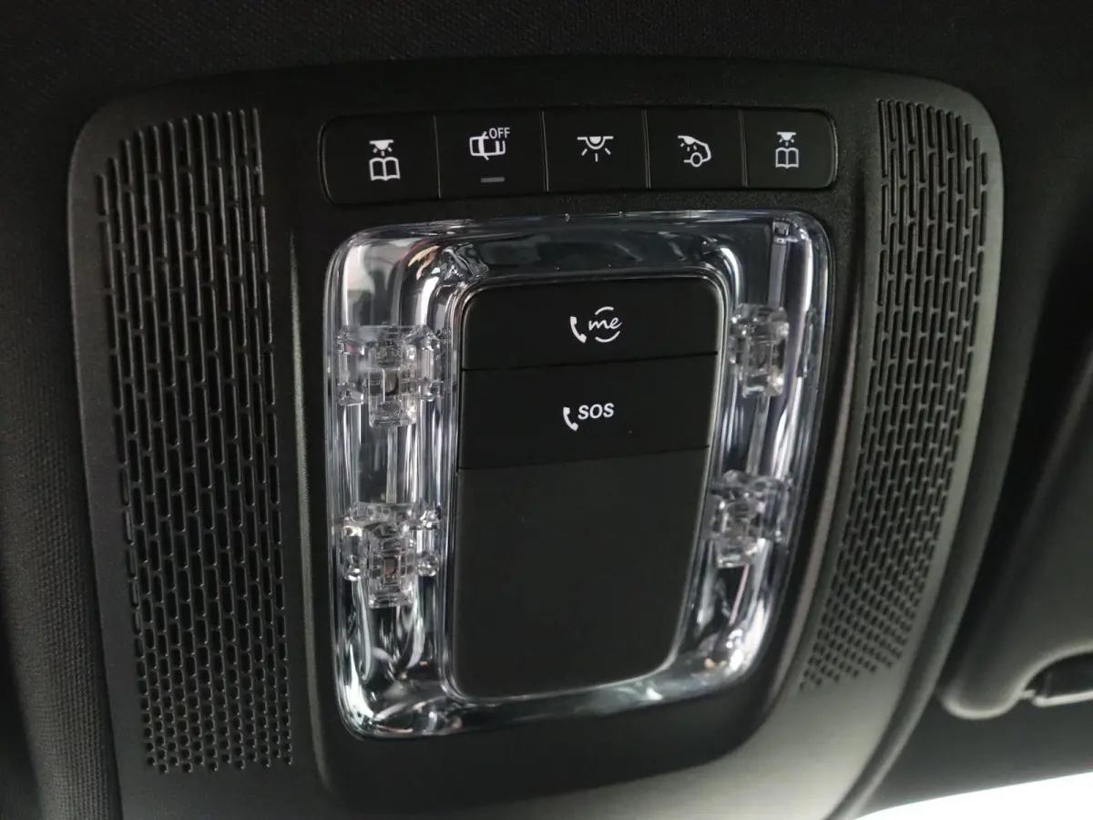 180 Business Solution AMG Automaat / Parkeercamera / Navi / Elektr. Spiegels / Elektr. Kofferklep /