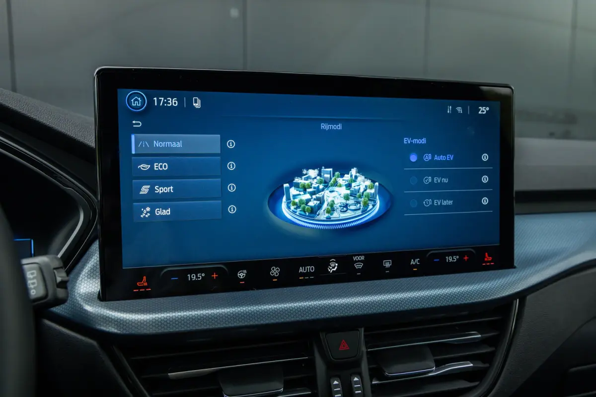 2.5 PHEV BlueCruise Edition | ST-line X | Panoramadak | Trekhaak | Matrix LED