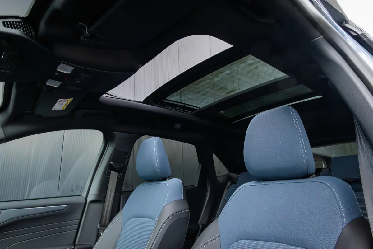 2.5 PHEV BlueCruise Edition | ST-line X | Panoramadak | Trekhaak | Matrix LED