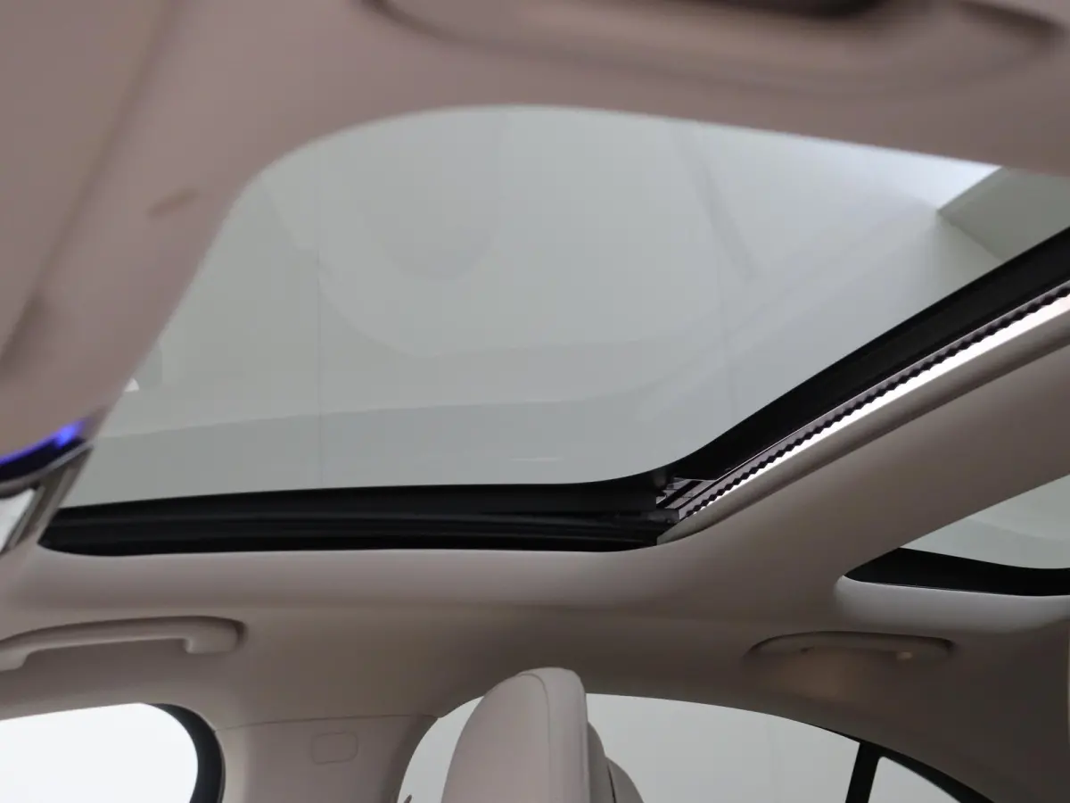 400 e 4MATIC Exclusive Line / Panoramadak/ AIRMATIC/ Achterasbesturing/ Burmester 4D/ 20 inch/ Beige leder
