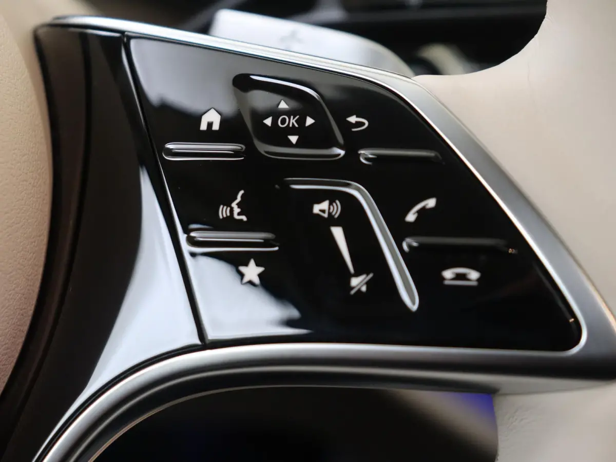 400 e 4MATIC Exclusive Line / Panoramadak/ AIRMATIC/ Achterasbesturing/ Burmester 4D/ 20 inch/ Beige leder