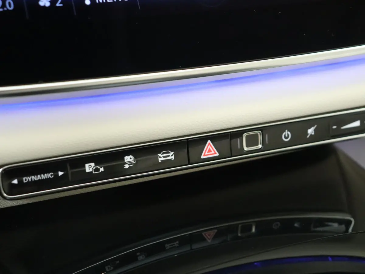 400 e 4MATIC Exclusive Line / Panoramadak/ AIRMATIC/ Achterasbesturing/ Burmester 4D/ 20 inch/ Beige leder