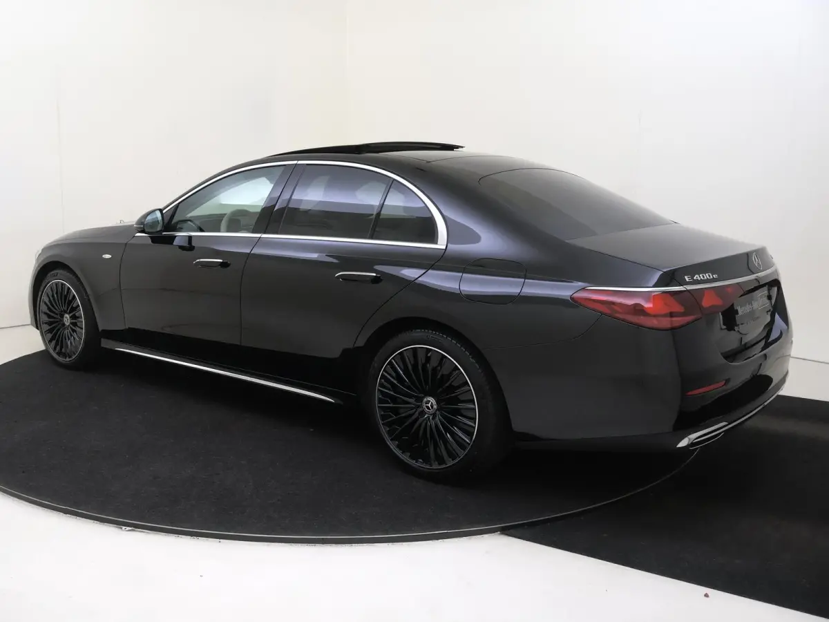 400 e 4MATIC Exclusive Line / Panoramadak/ AIRMATIC/ Achterasbesturing/ Burmester 4D/ 20 inch/ Beige leder