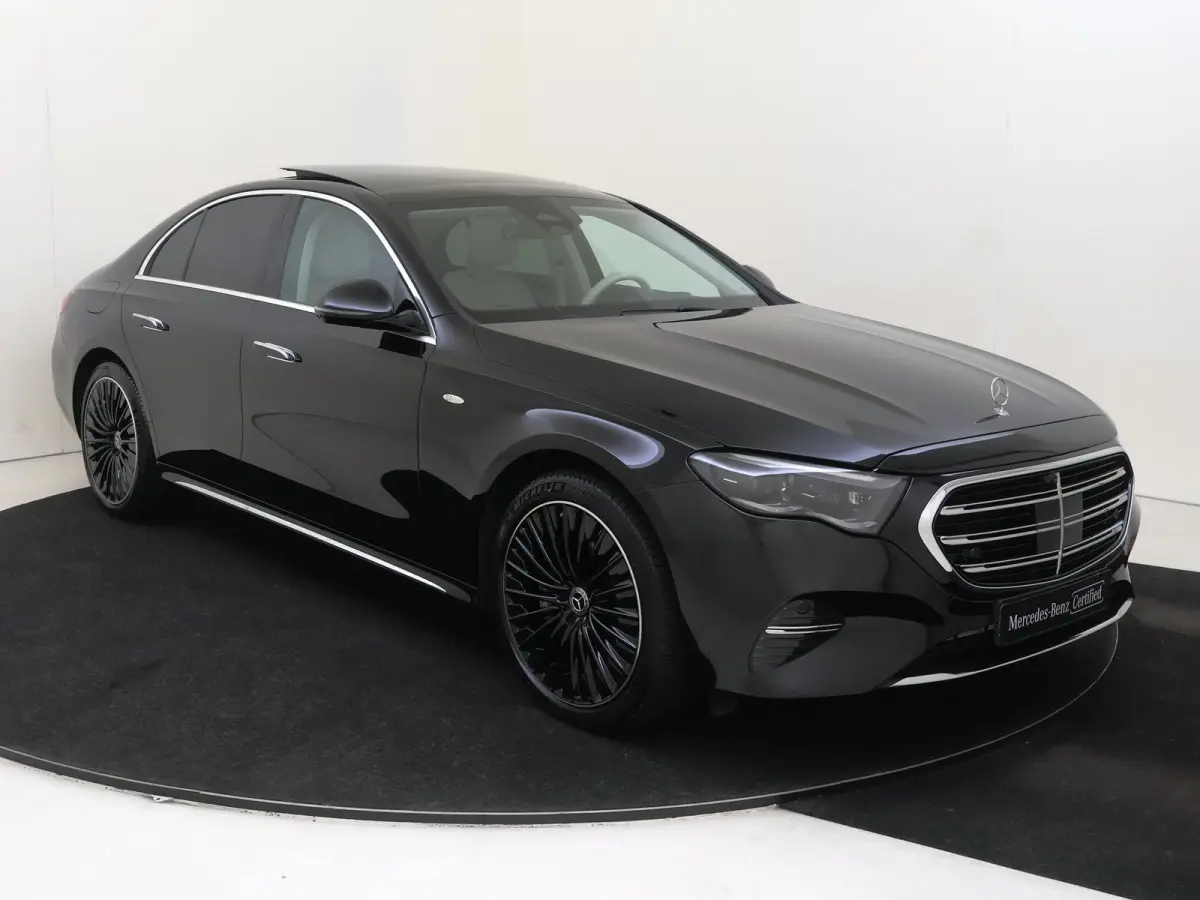 400 e 4MATIC Exclusive Line / Panoramadak/ AIRMATIC/ Achterasbesturing/ Burmester 4D/ 20 inch/ Beige leder
