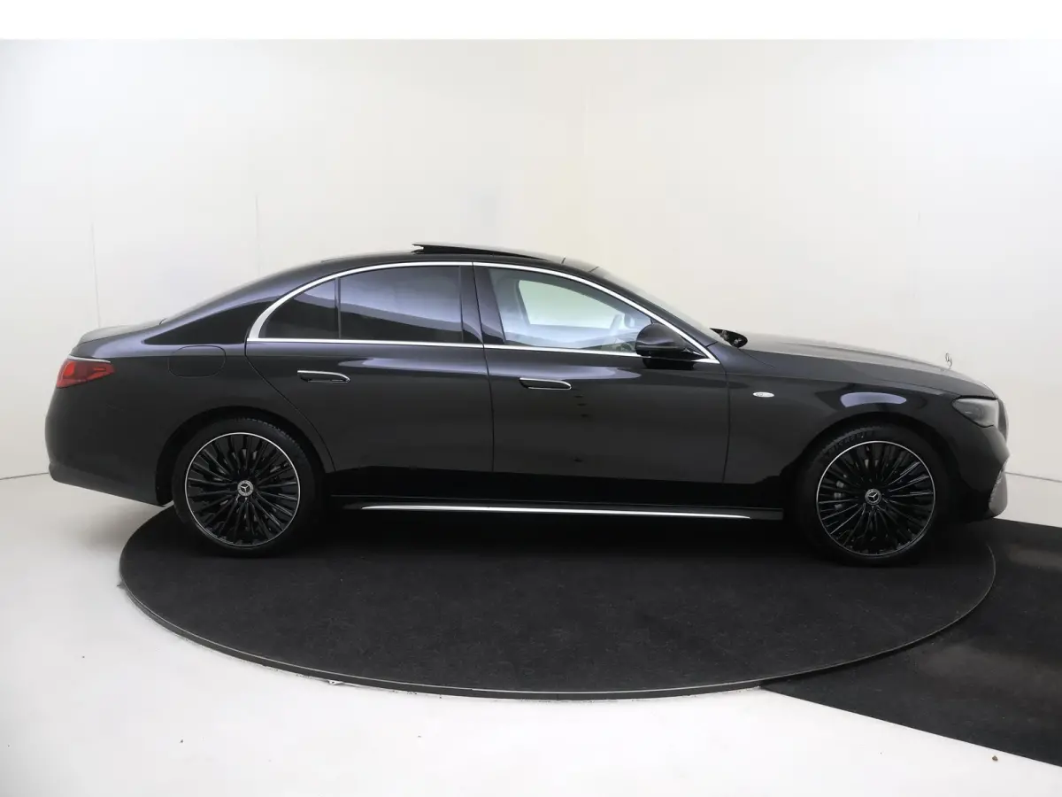 400 e 4MATIC Exclusive Line / Panoramadak/ AIRMATIC/ Achterasbesturing/ Burmester 4D/ 20 inch/ Beige leder