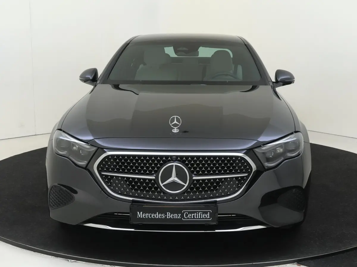 300 e Luxury Line /Memory stoelen /360 Camera /Keyless go /Augmented reality