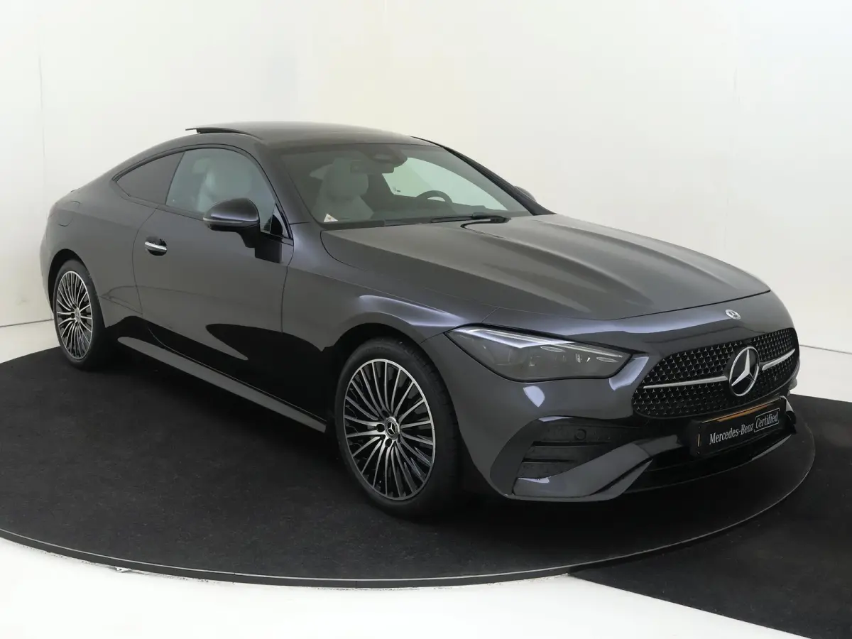 300 e AMG Line / Premium Plus/ Burmester/ Head Up/ Stoelverwarming- & Ventilatie/ Panoramadak/ 19 inch/ Beige interieur