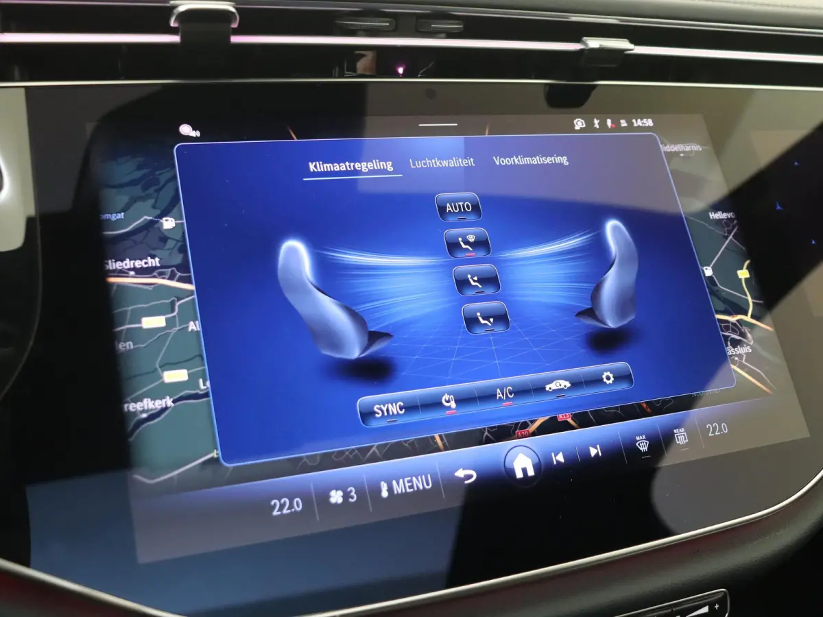 300 e AMG Line / Panoramadak/ SUPERSCREEN/ Burmester 4D/ 360 camera/ Stoelverwarming- & Ventilatie