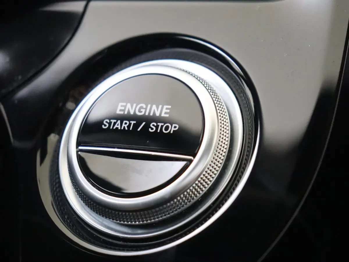 300 e AMG Line / Panoramadak/ SUPERSCREEN/ Burmester 4D/ 360 camera/ Stoelverwarming- & Ventilatie