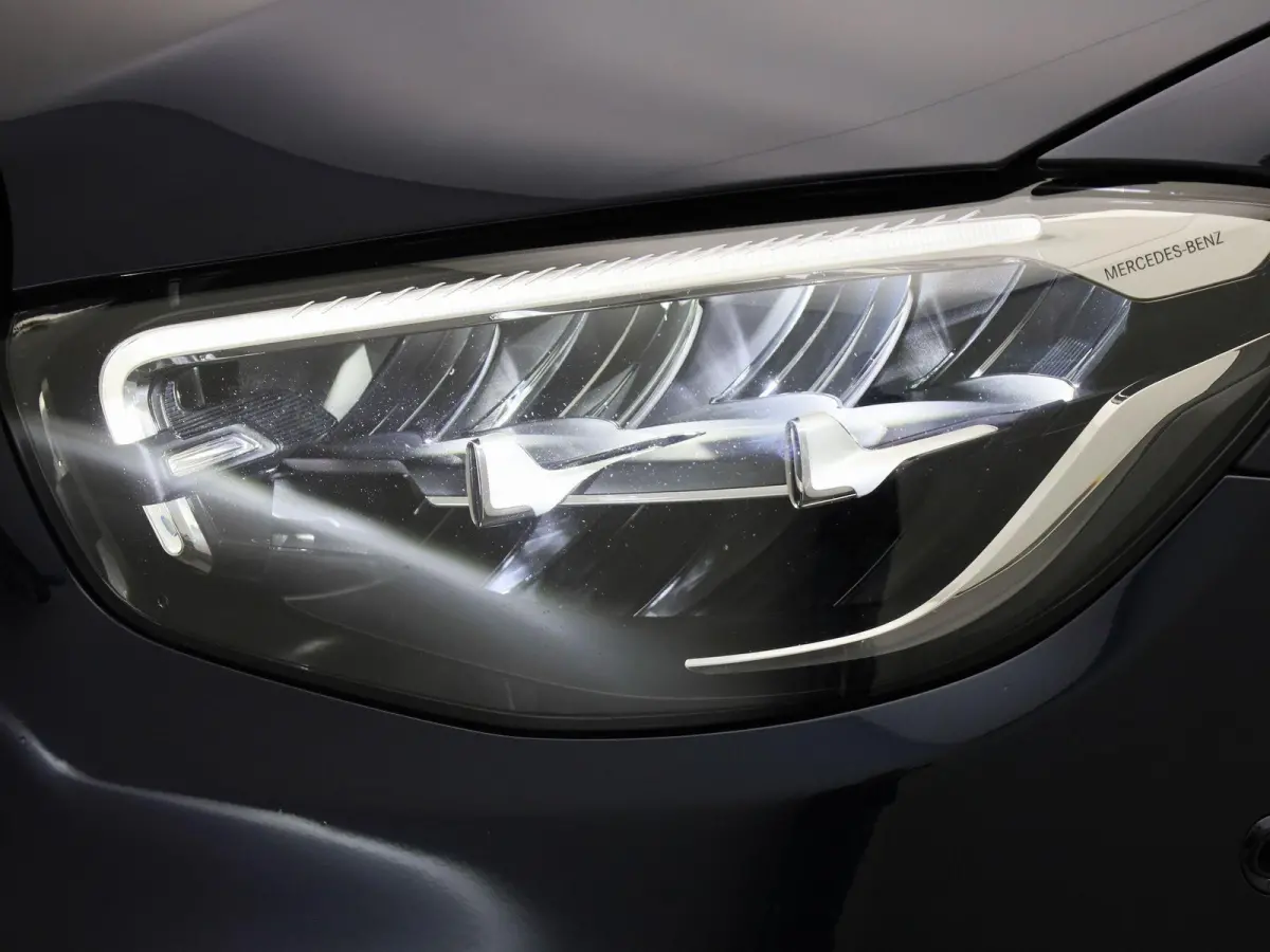 200 AMG Line | ACHTERUITRIJCAMERA | STOELVERWARMING | SFEERVERLICHTING | WIDE SCREEN | ELEKTRISCHE KOFFERKLEP | LEDER | CRUISE CONTROL | CLIMATE CONTROL |