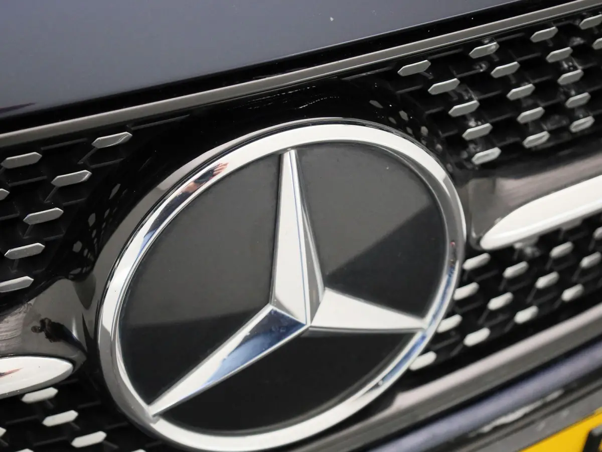 200 AMG Line | ACHTERUITRIJCAMERA | STOELVERWARMING | SFEERVERLICHTING | WIDE SCREEN | ELEKTRISCHE KOFFERKLEP | LEDER | CRUISE CONTROL | CLIMATE CONTROL |