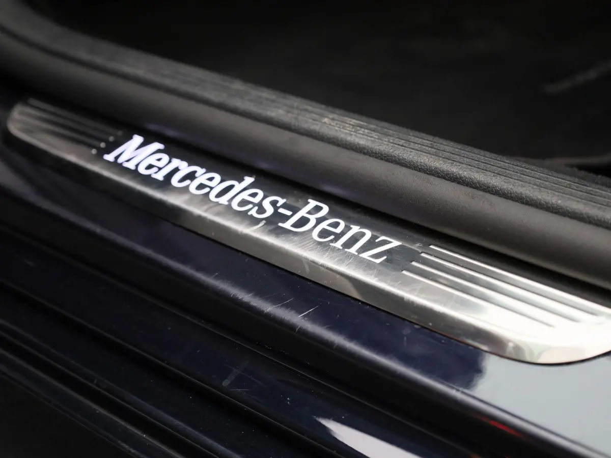 200 AMG Line | ACHTERUITRIJCAMERA | STOELVERWARMING | SFEERVERLICHTING | WIDE SCREEN | ELEKTRISCHE KOFFERKLEP | LEDER | CRUISE CONTROL | CLIMATE CONTROL |