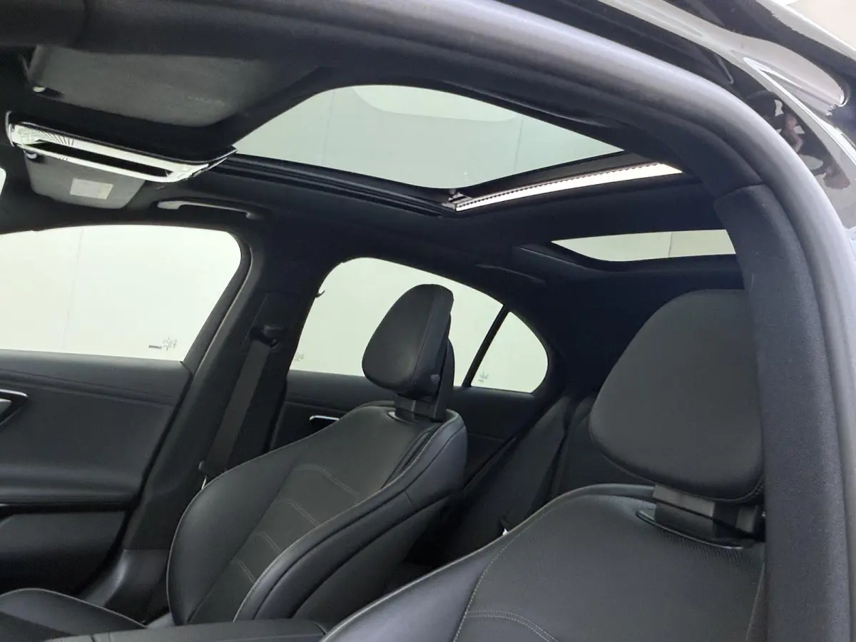 300 e Sport Edition / Panoramadak/ SUPERSCREEN/ 20 inch/ Burmester 4D/