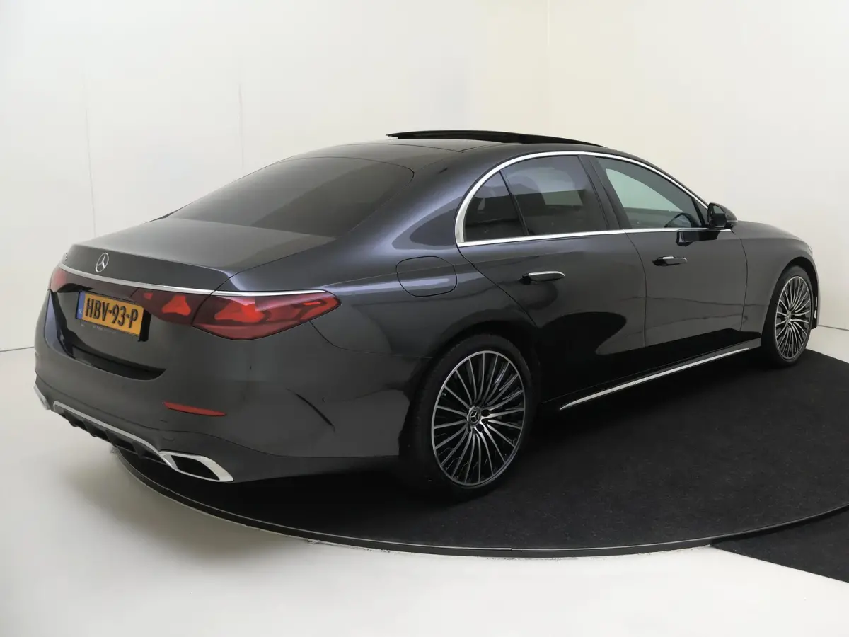 300 e Sport Edition / Panoramadak/ SUPERSCREEN/ 20 inch/ Burmester 4D/