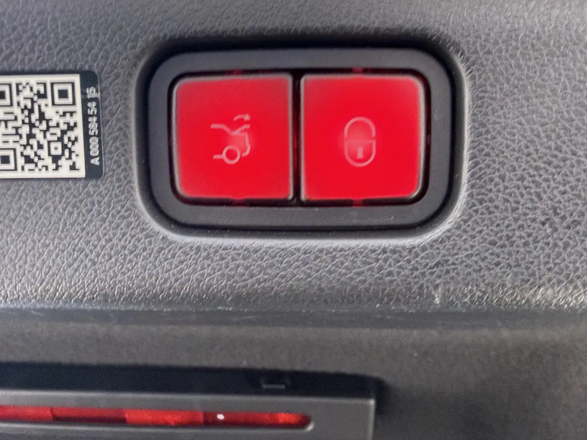 300 e Sport Edition / Panoramadak/ SUPERSCREEN/ 20 inch/ Burmester 4D/