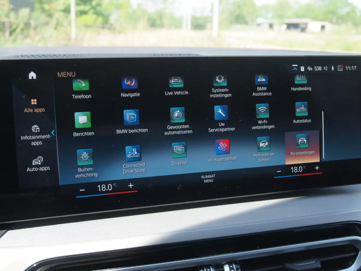 318i | Virtual Cockpit | Facelift Model | Apple Carplay | 19 Inch | NL-Auto |