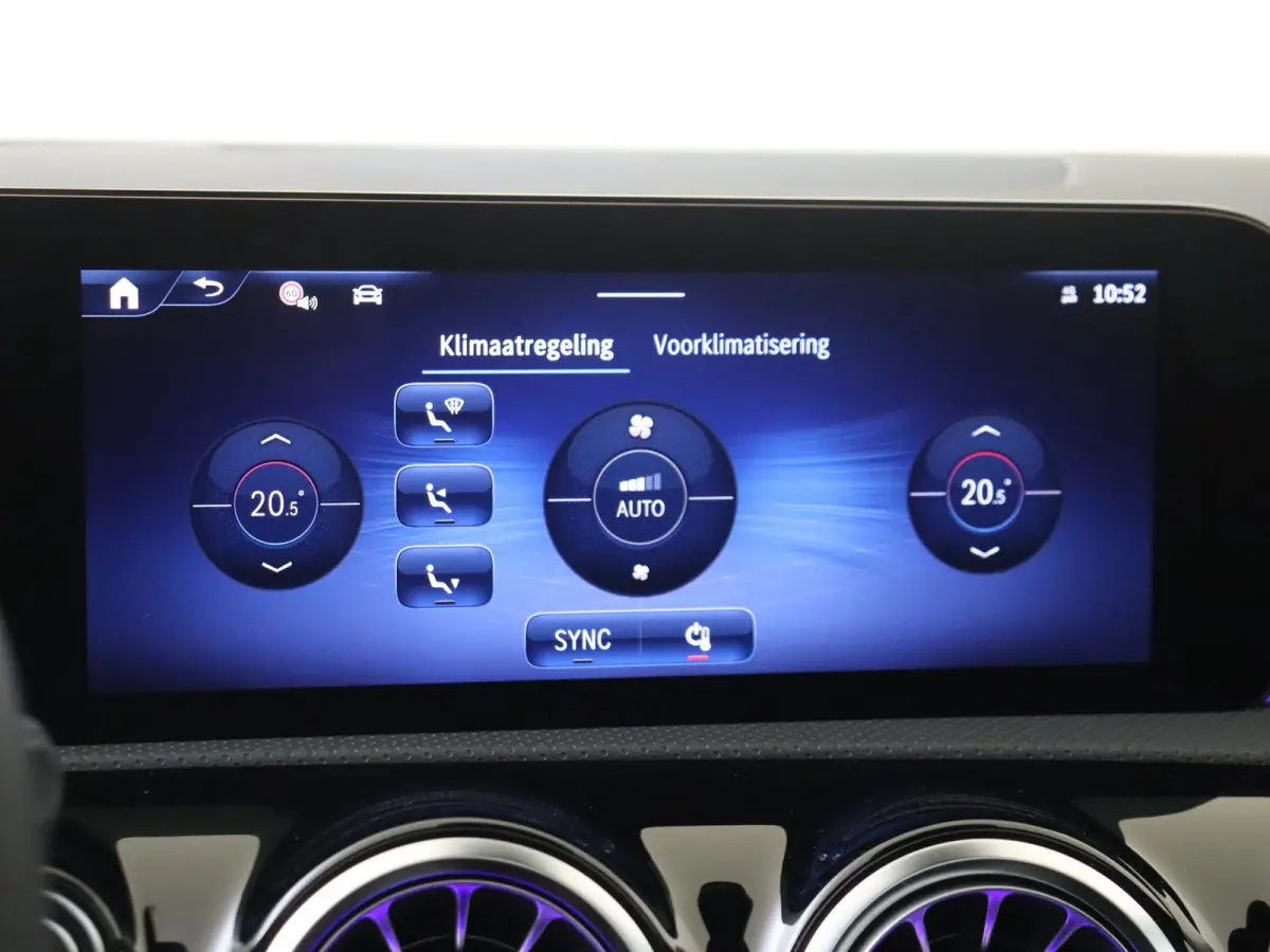 250 e Business Solution AMG / Panoramadak/ Sfeerverlichting/ Night