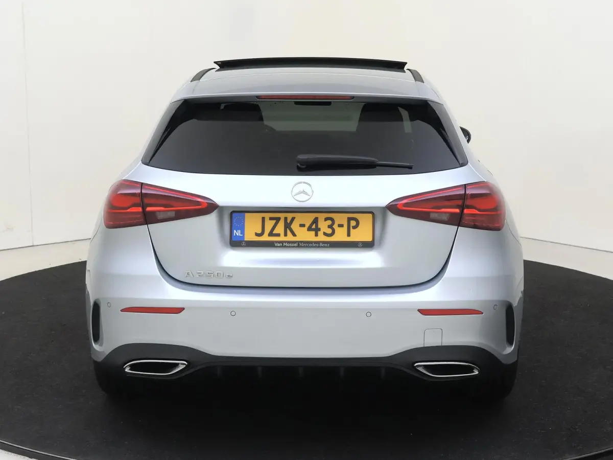 250 e Business Solution AMG / Panoramadak/ Sfeerverlichting/ Night