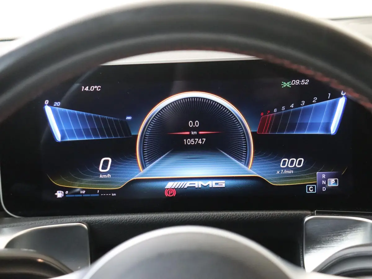 AMG 35 4MATIC Premium Plus