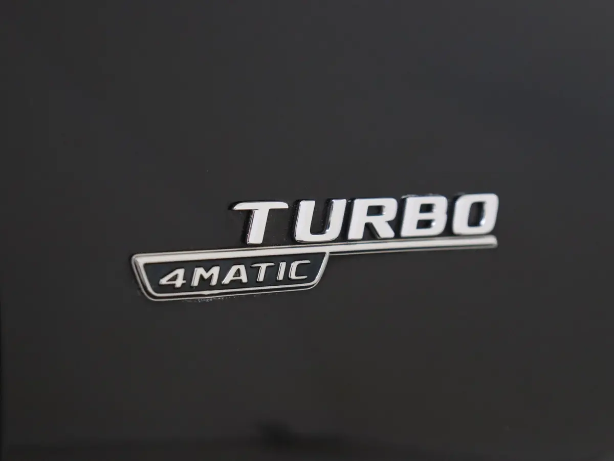 AMG 35 4MATIC Premium Plus