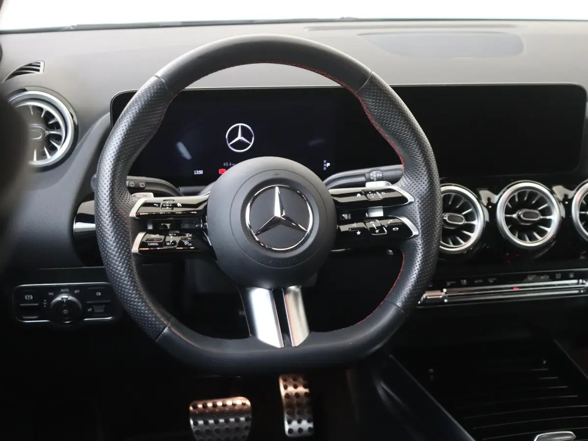 250 e AMG Line / Night pakket/ 20"/ 360 Camera/ KEYLESS GO